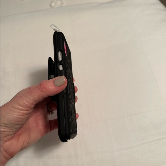 Bundle of Google Pixel 4 Cases - Picture 2 of 8